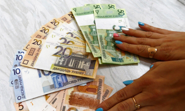 Пенсии, пособия, семейный капитал. Грядут изменения для некоторых белорусов в 2025 году